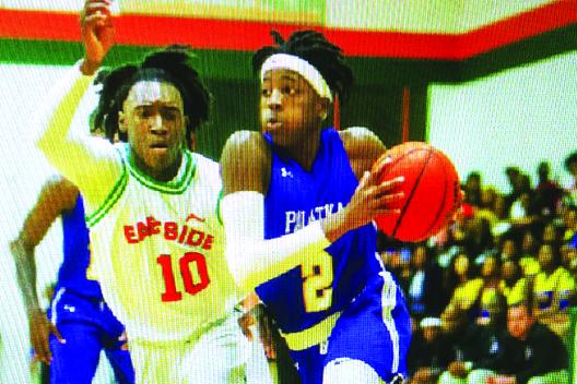 Y’dontae Smith drives to the basket during Palatka’s 61-60 victory over Gainesville Eastside during the FHSAA Region 2-6A tournament in 2019. (Daily News file photo)
