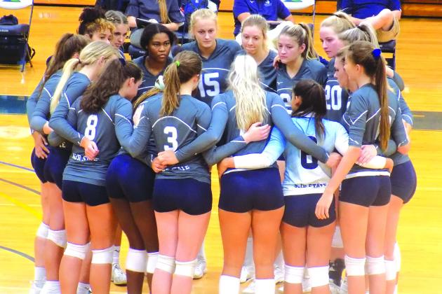 St. Johns River State College’s volleyball team huddles up before taking on Florida State College-Jacksonville in a Sun-Lakes Conference match Thursday. (COREY DAVIS / Palatka Daily News)