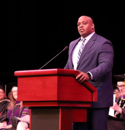 Palatka Police Chief Jason Shaw, a St. Johns River State College alumnus, was the featured speaker at the 2022 Fall Commencement ceremony Thursday at the college's Thrasher-Horne Center in Orange Park. Shaw shared his "Seven Rules of Life" with the 133 graduates who walked the stage Thursday. (CASMIRA HARRISON/Palatka Daily News)