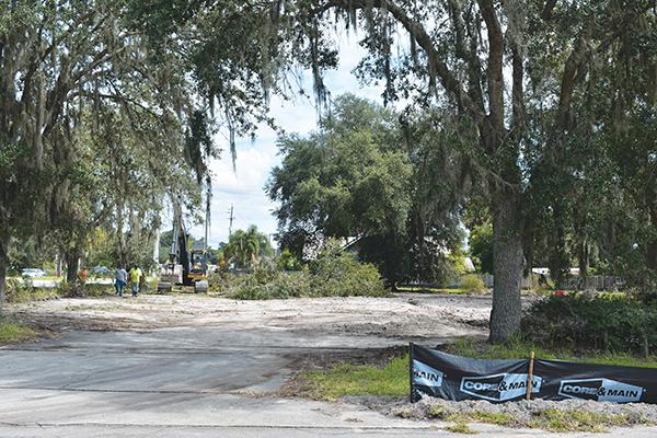 BRANDON D. OLIVER/Palatka Daily News – The East Palatka Car Wash at 207 U.S. 17 has been demolished as the site is slated to become an AutoZone location.