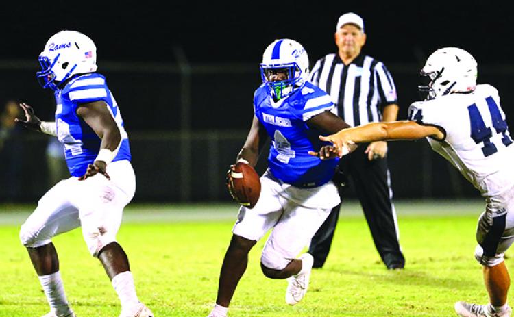 Interlachen High School quarterback Reggie Allen (4) and his teammates have won three straight games (GREG OYSTER / Special to the Daily News)
