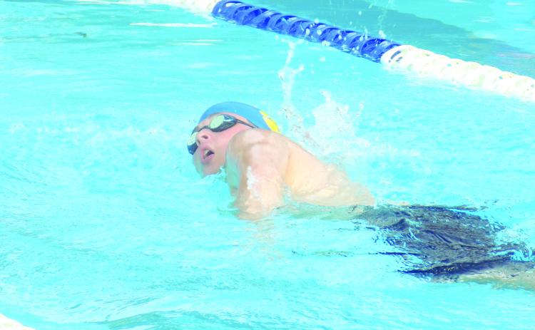 Palatka’s Elijah Vandenberg churns through the water in swimming the 500-yard freestyle Thursday. (COREY DAVIS / Palatka Daily News)