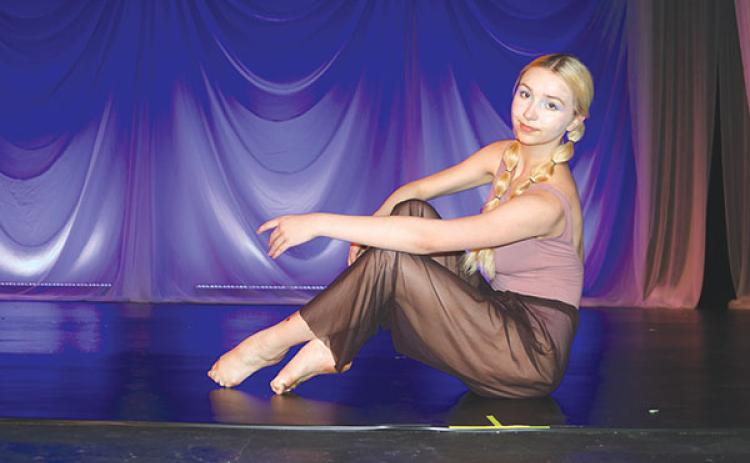 TRISHA MURPHY/Palatka Daily News – Kaylee Cravey is one of a dozen Florida School of the Arts students who will perform in “An Evening of Dance” Friday through Sunday on the main stage theater at St. Johns River State College in Palatka.