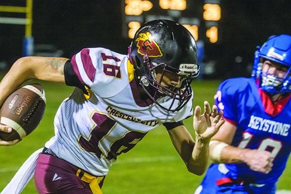 Crescent City’s Tryston Price caught a season-high five passes for 87 yards in Friday’s loss at Keystone Heights. (FRAN RUCHALSKI / Palatka Daily News)