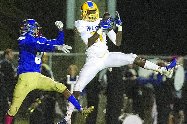 Wesley Roberts was a three-sport standout at Palatka High School in football, basketball and track. (Daily News file photo)