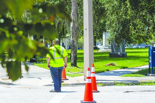 Fourth Street in downtown Palatka is getting blocked off Friday afternoon for the counterprotest today to keep the Confederate monument at the Putnam County Courthouse.