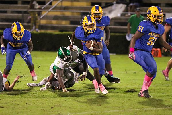 O’marrion Wilson led Palatka with 22 carries for 84 yards. (GREG OYSTER / Palatka Daily News)