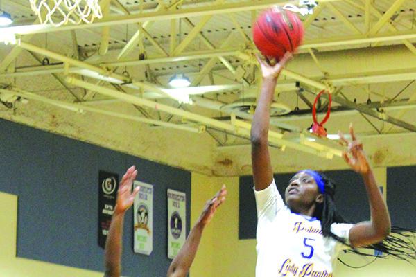Palatka High’s Amareya Turner, shown during action last year, begins this season as the girls basketball team’s most experienced player. (MARK BLUMENTHAL / Palatka Daily News)