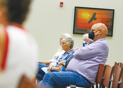 Putnam County residents attend a Board of County Commissioners workshop Tuesday, where the board discussed biosolids dumping on local land. 