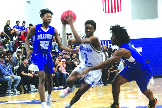Interlachen's Jaden Perry (3), shown playing earlier this year against Belleview, had 28 points in the Rams' victory over Keystone Heights.