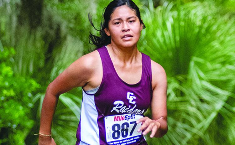 Crescent City’s Yesenia Vasquez heads to victory in last October’s All-Putnam County championship. (Daily News file photo)
