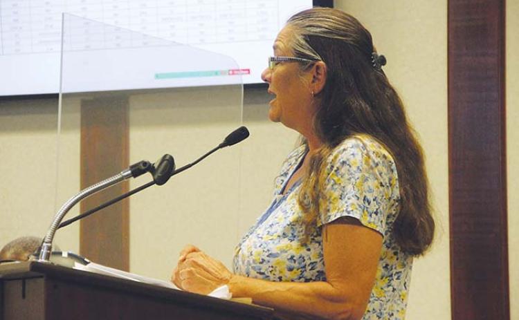 Ramicah Johnson, executive director of Putnam Habitat for Humanity, speaks Thursday against a proposed ordinance that would place a 1,200-square-foot minimum on new single-family residential homes in Palatka.