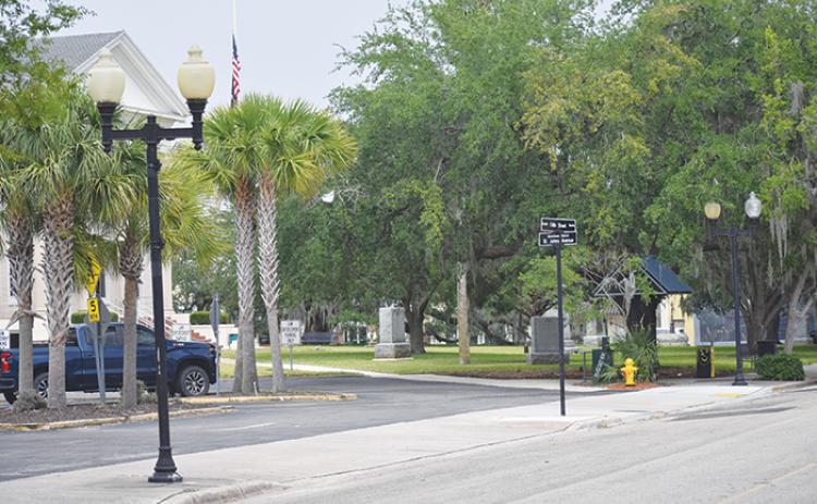The streetlights in downtown Palatka will be replaced during a project that will begin at the end of the month.