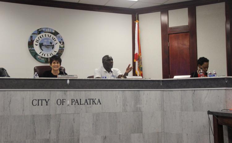 ARAH CAVACINI/Palatka Daily News. Commissioner Rufus Borom speaks Thursday to City Finance Director Marcia Carty about the 2023-2024 budget. 