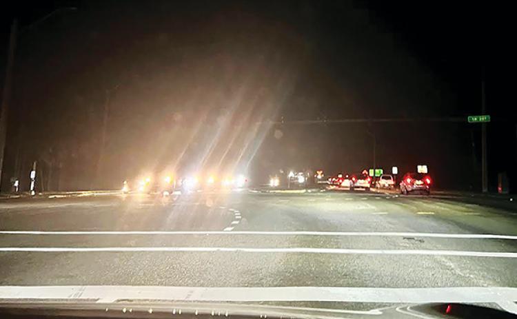 SARAH CAVACINI/Palatka Daily News – Traffic lights at the intersection of State Road 207 and U.S. 17 suffer from an outage Monday evening.